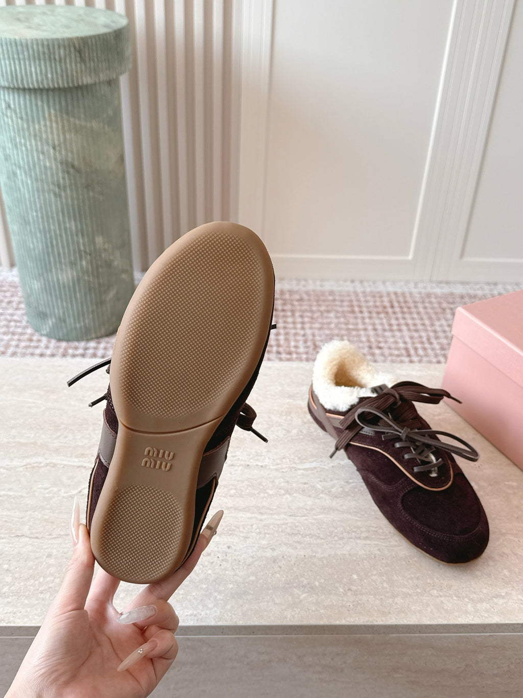 Gymnasium leather-trimmed suede sneakers