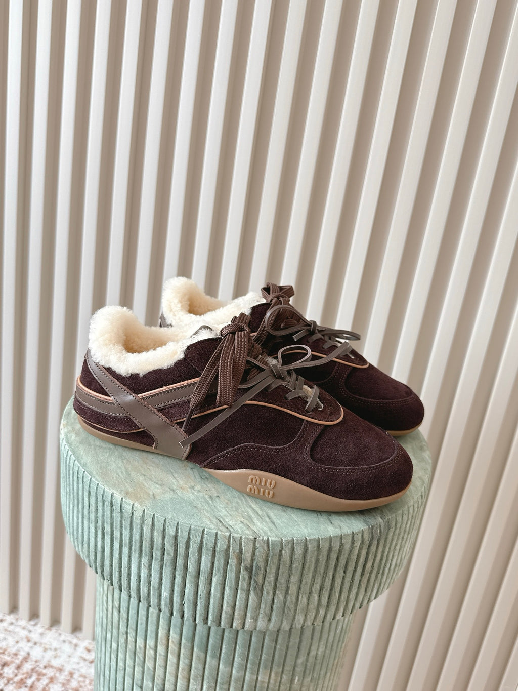 Gymnasium leather-trimmed suede sneakers