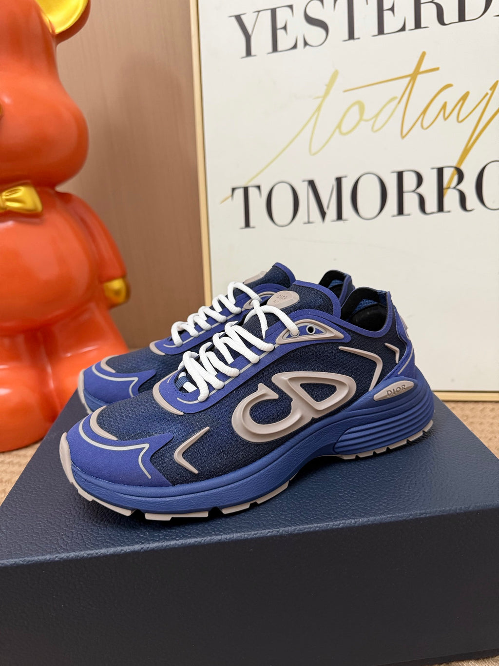B30 Countdown Tech Sneaker
