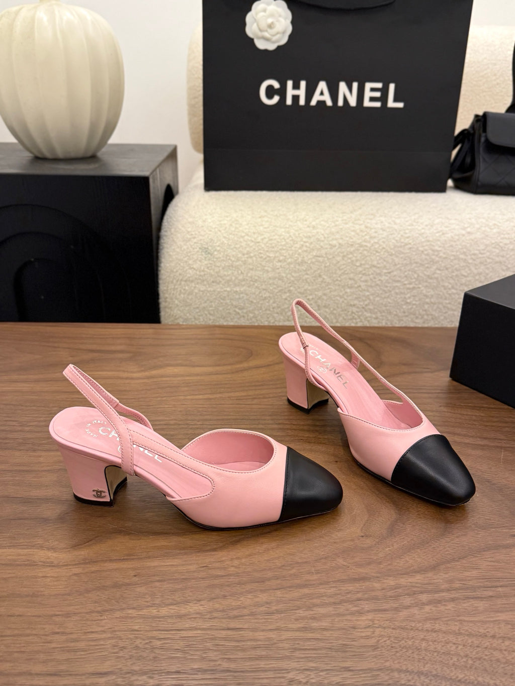 Pre-Loved Slingback pumps