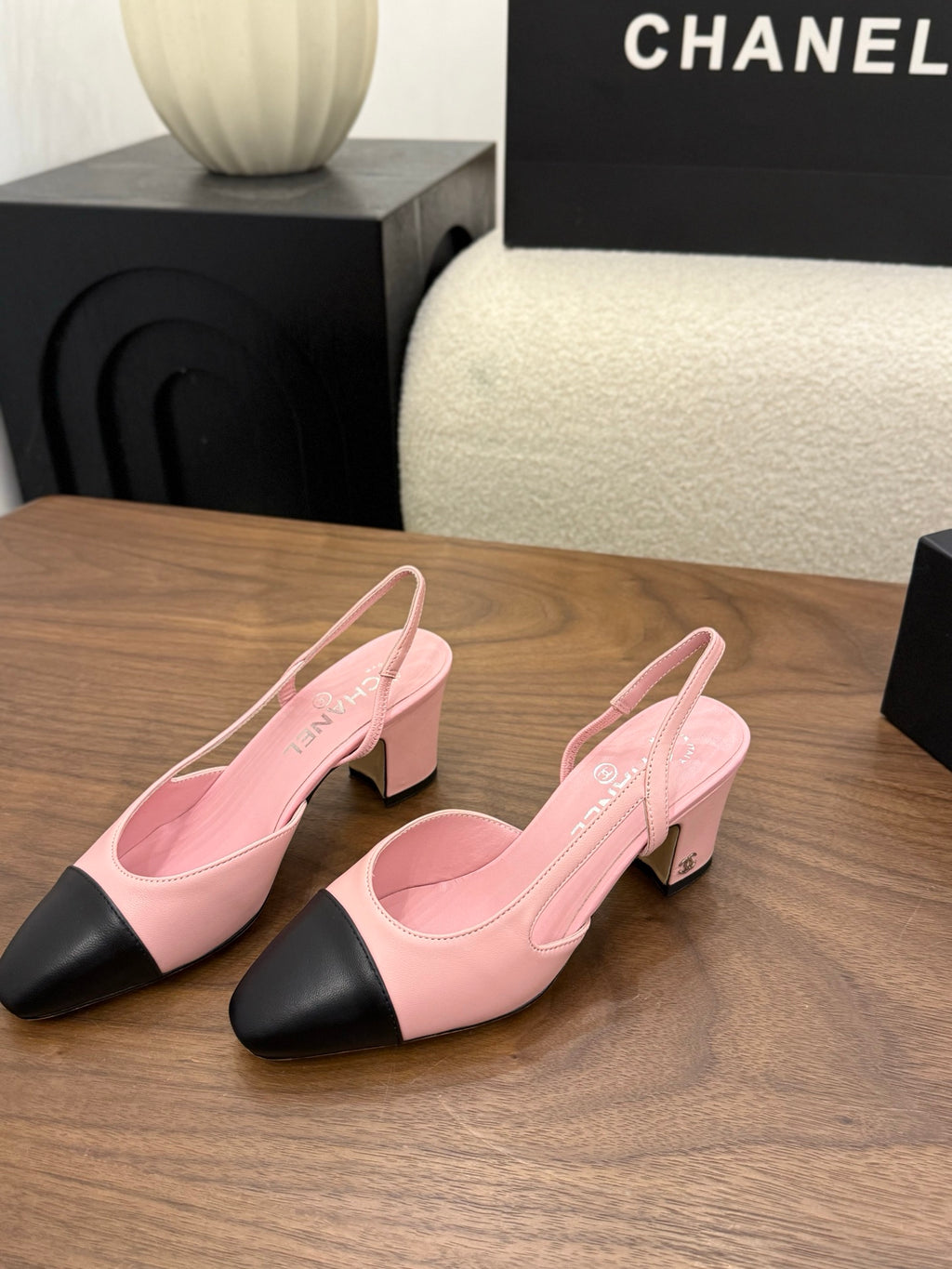 Pre-Loved Slingback pumps