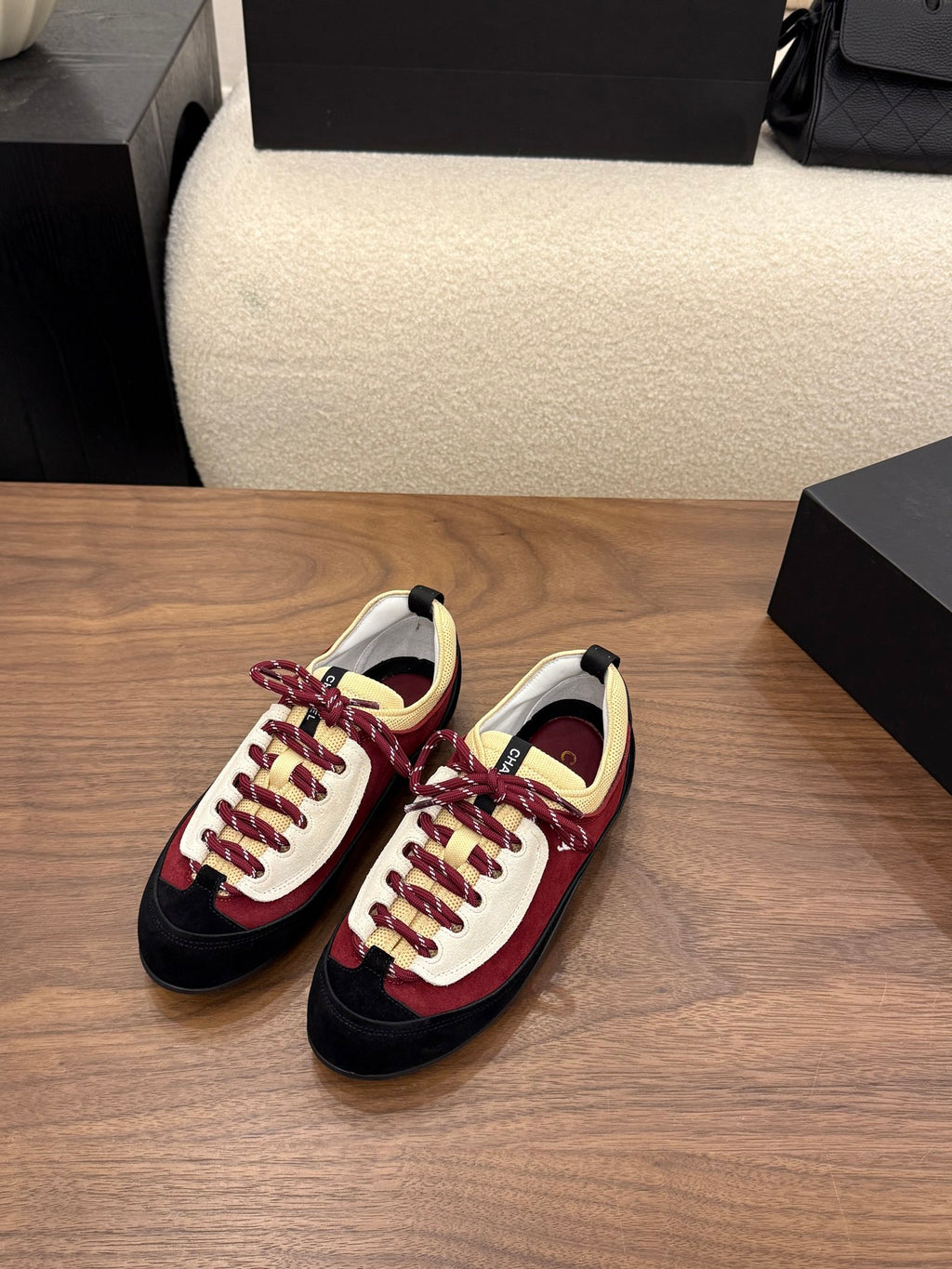 Sneakers Velvet Calfskin & Mixed Fibers
