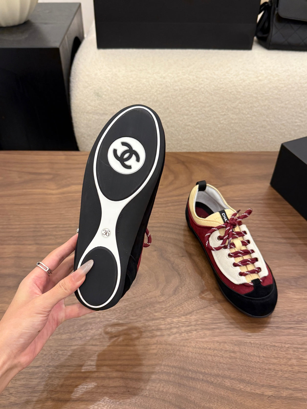 Sneakers Velvet Calfskin & Mixed Fibers