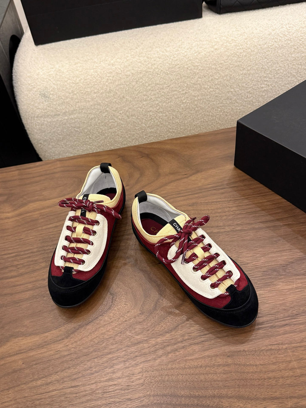 Sneakers Velvet Calfskin & Mixed Fibers