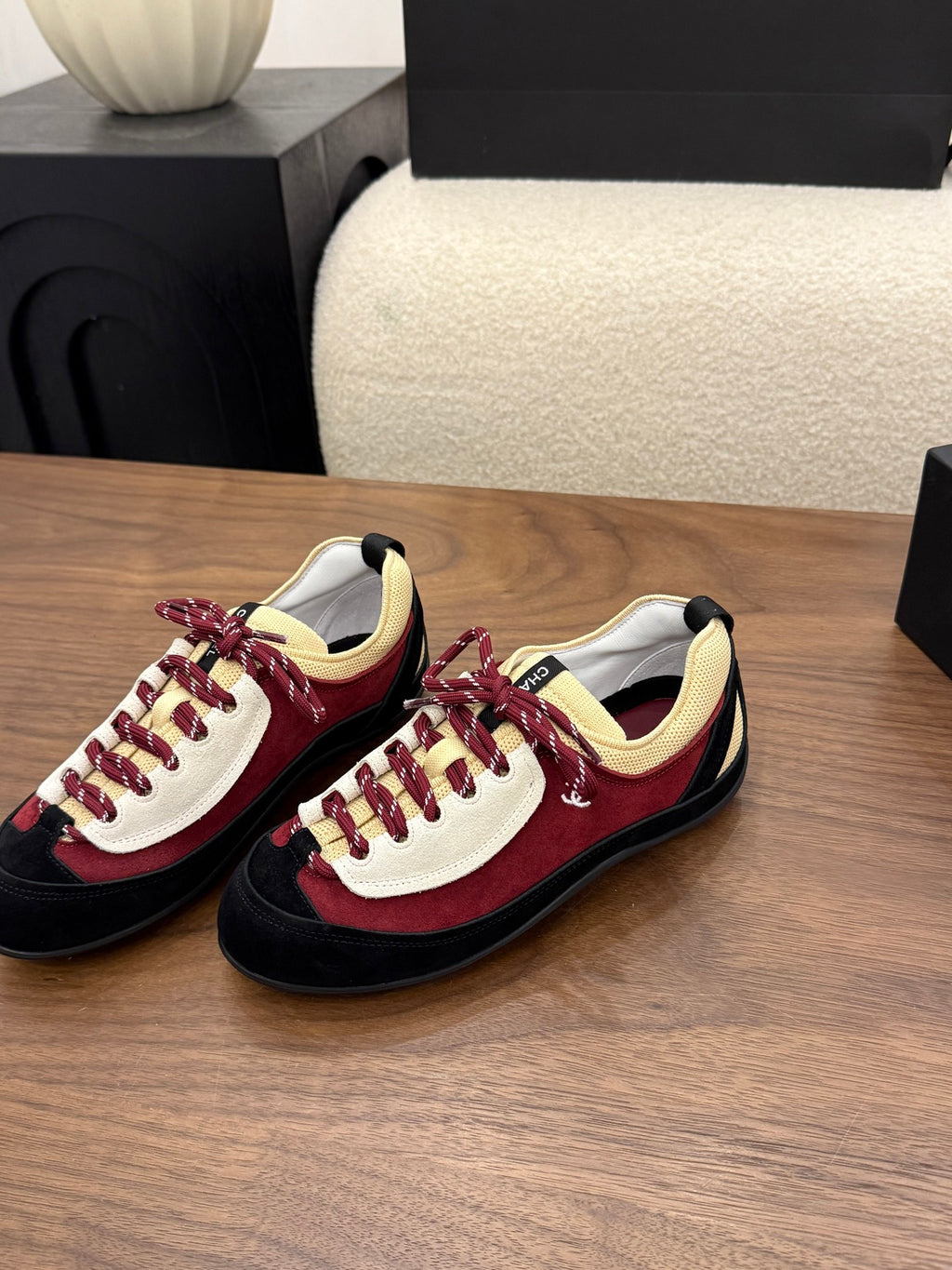 Sneakers Velvet Calfskin & Mixed Fibers