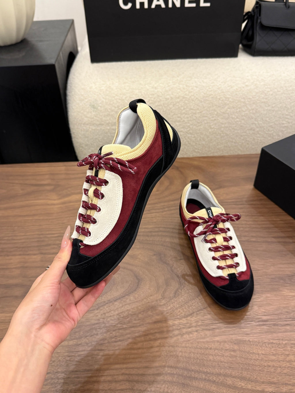 Sneakers Velvet Calfskin & Mixed Fibers