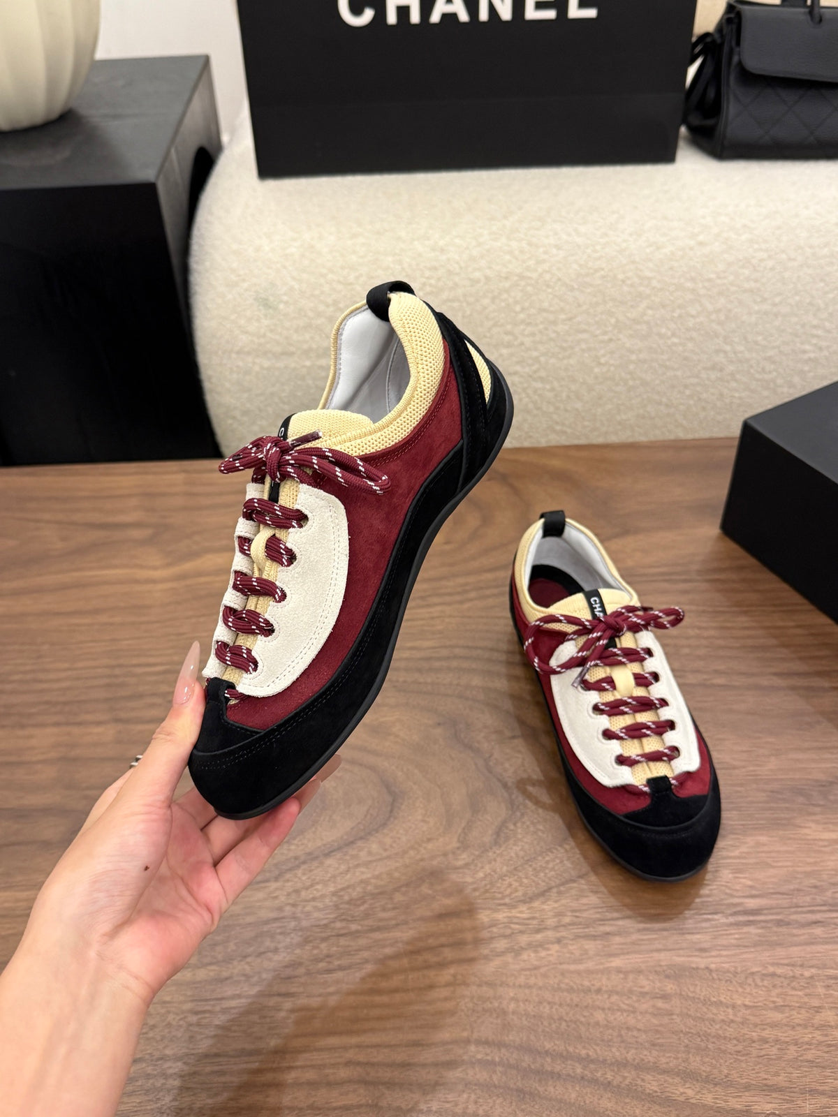 Sneakers Velvet Calfskin & Mixed Fibers