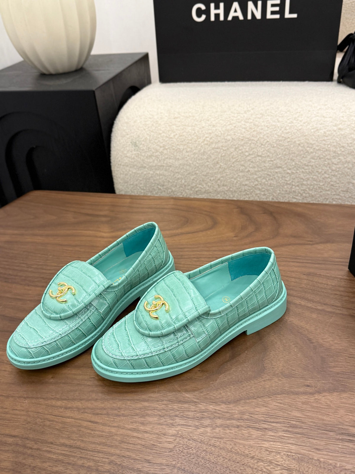 Loafers Crocodile Embossed Patent Calfskin