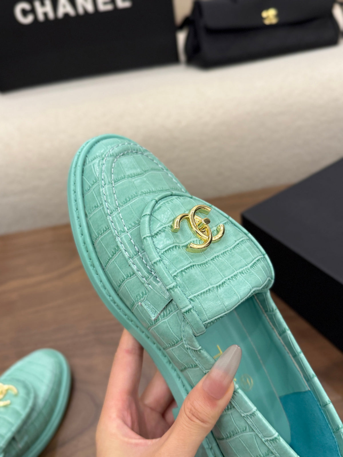 Loafers Crocodile Embossed Patent Calfskin