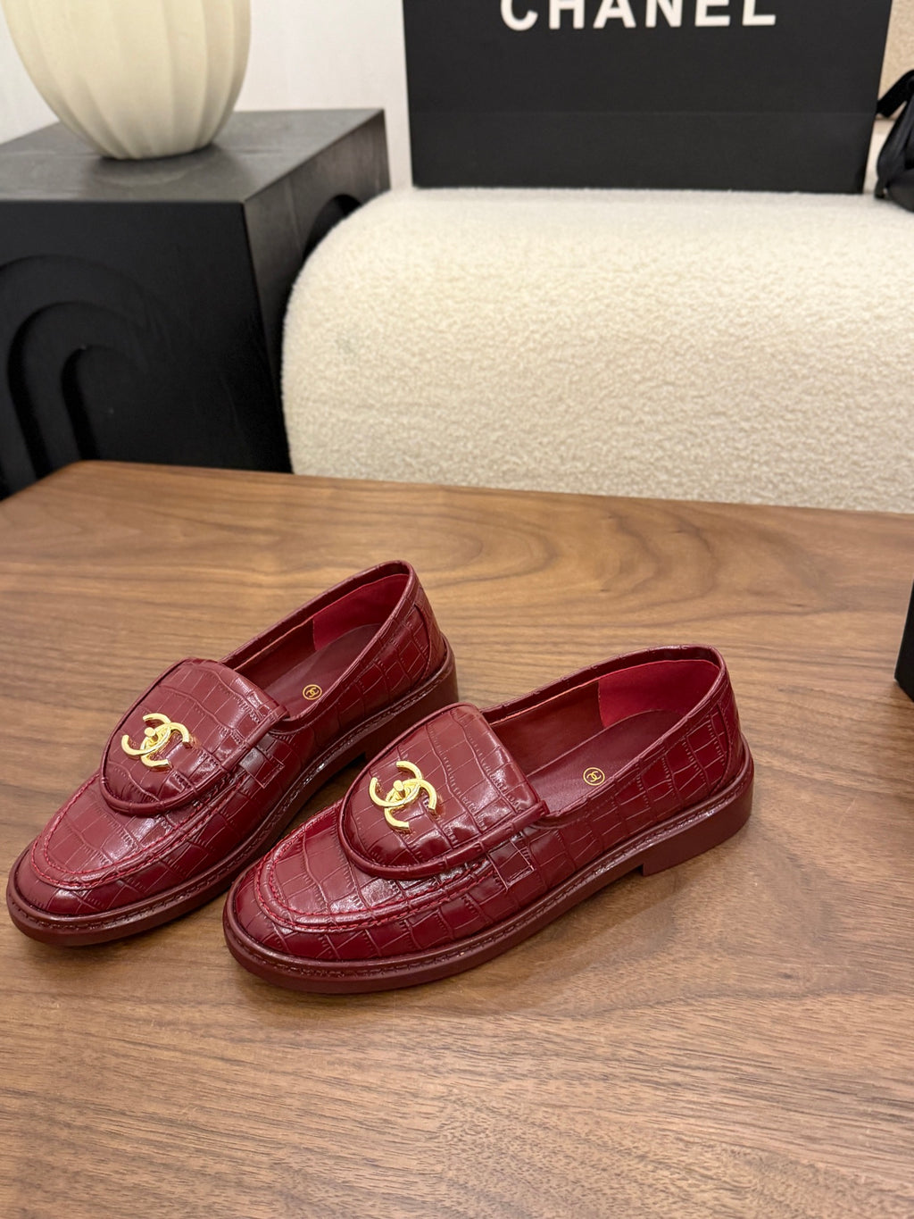 Loafers Crocodile Embossed Patent Calfskin