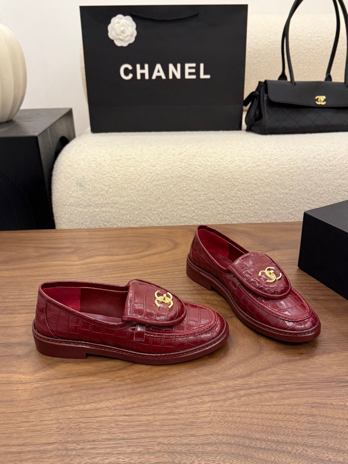 Loafers Crocodile Embossed Patent Calfskin