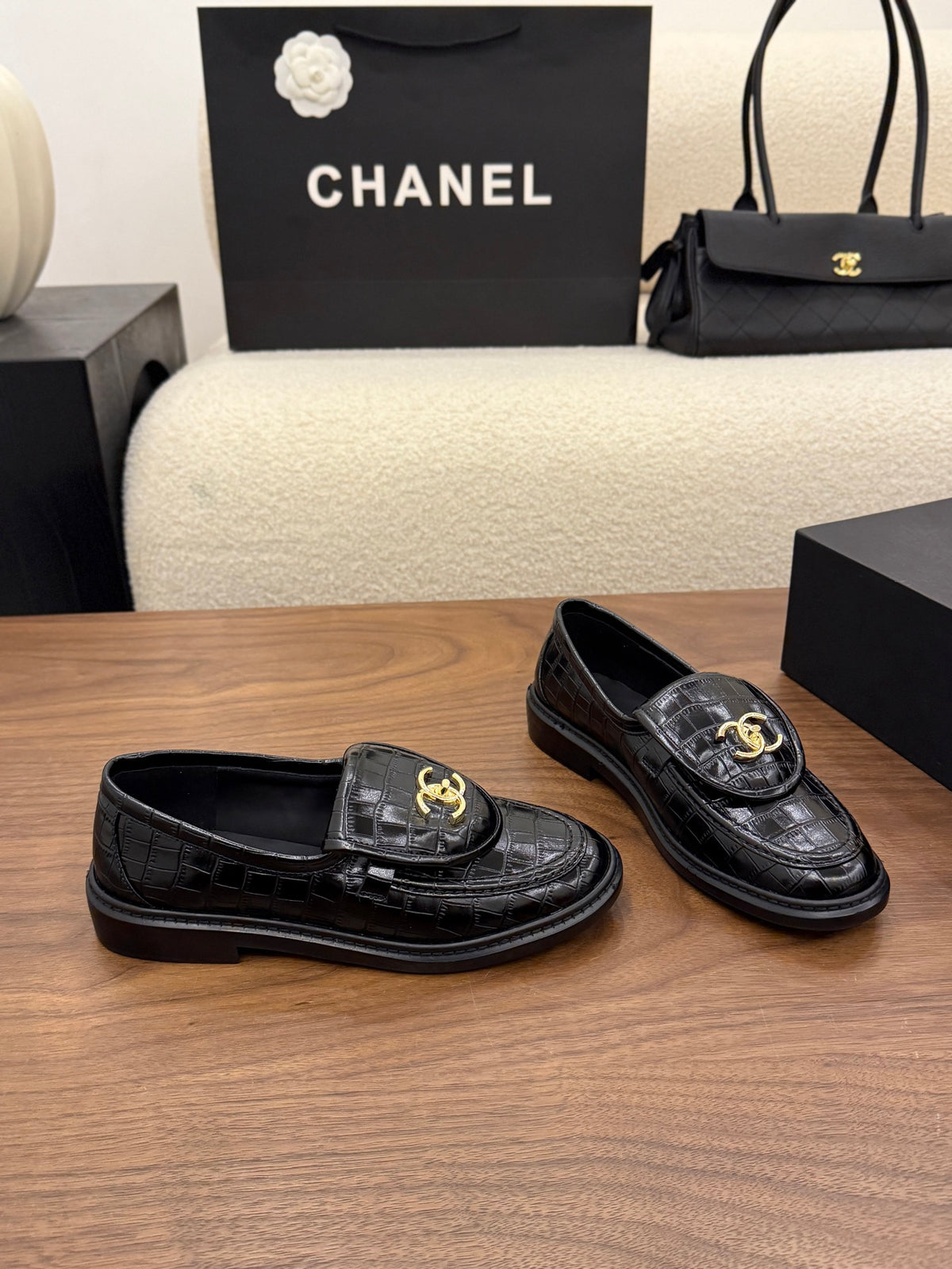 Loafers Crocodile Embossed Patent Calfskin