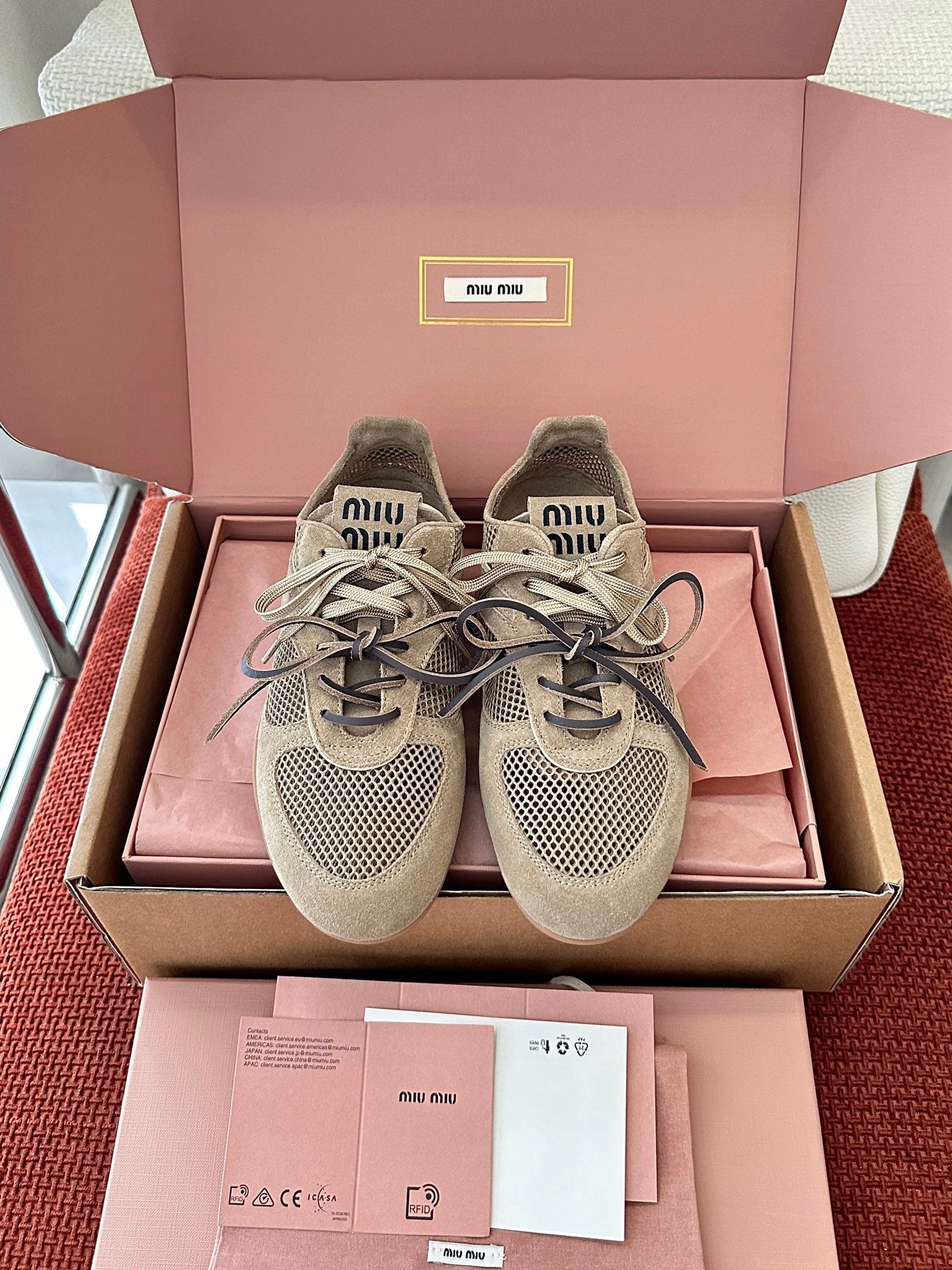 Mesh Knit Sneakers – Lace-Up Casual Trainers