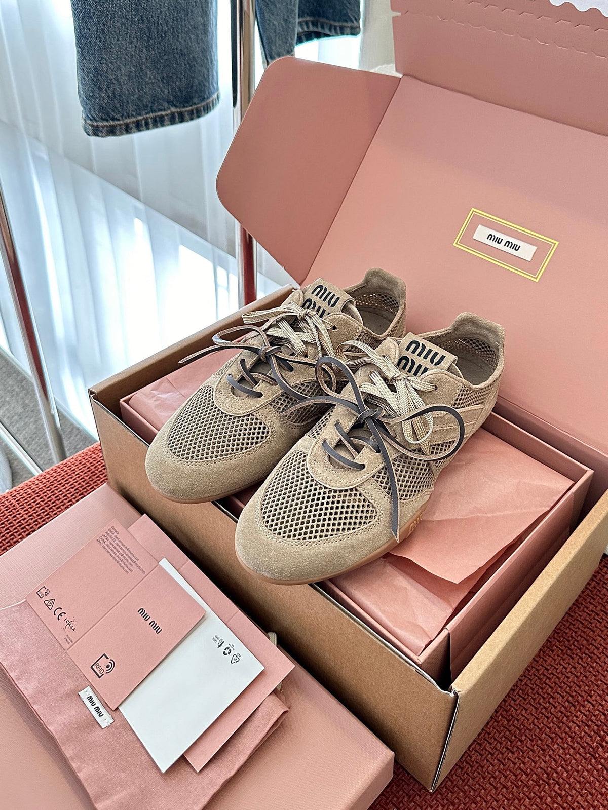 Mesh Knit Sneakers – Lace-Up Casual Trainers