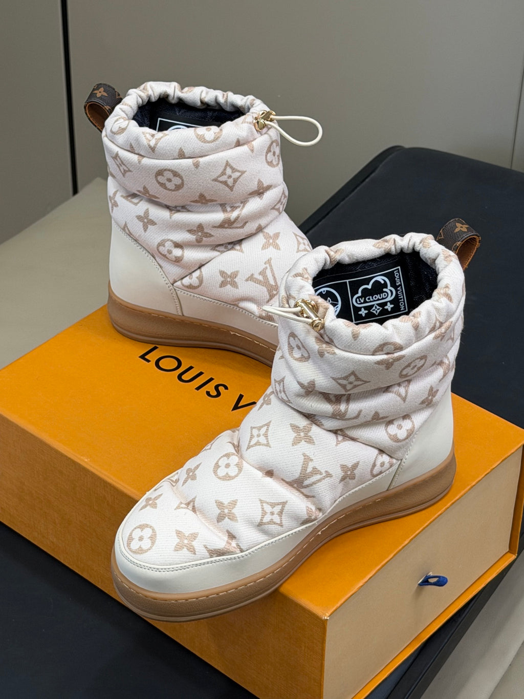 Cloud Ankle Boot Sneaker