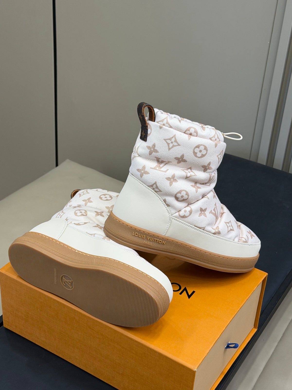 Cloud Ankle Boot Sneaker